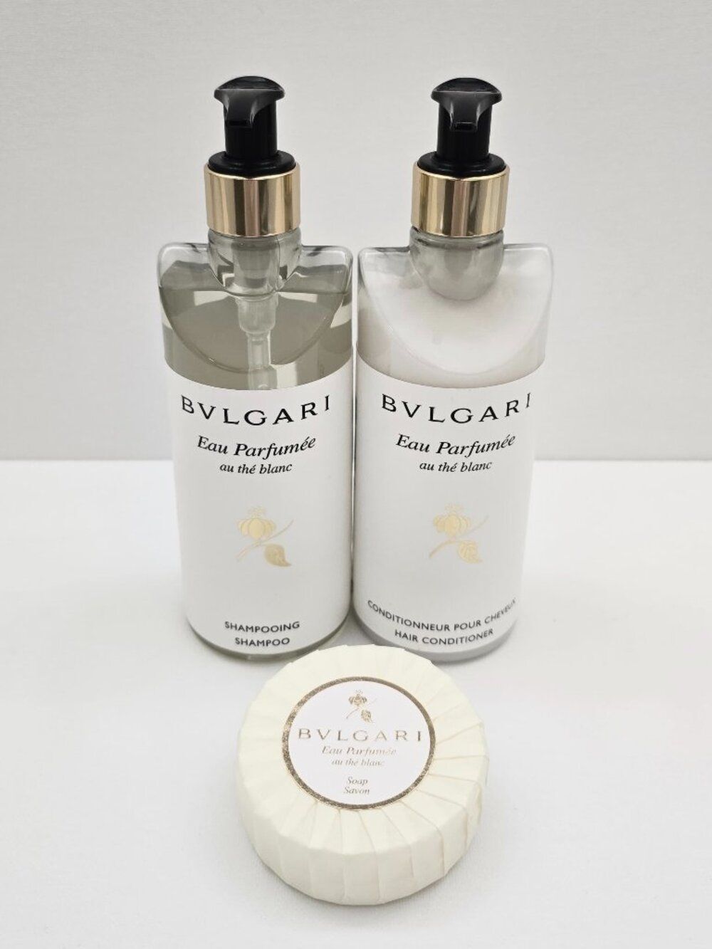 BVLGARI Shampoo and Conditioner Eau Parfumee au the Blanc 10.1 Fl oz / 300ml